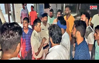 Police raid during birthday party, 3 dancers and 5 youths arrested